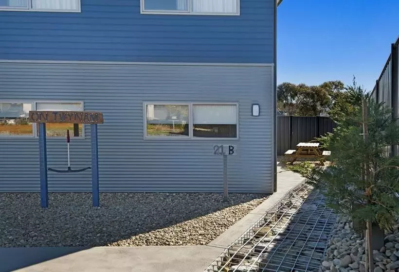 T Bar On Twynam   Modern 2br Apartment L Wifi L Netflix L Bbq L Smart Tv L Air Con