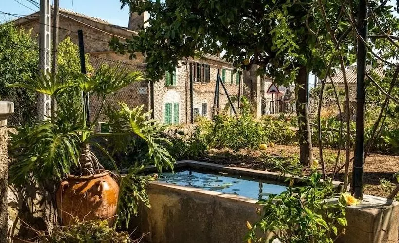 Village House Can Llorito