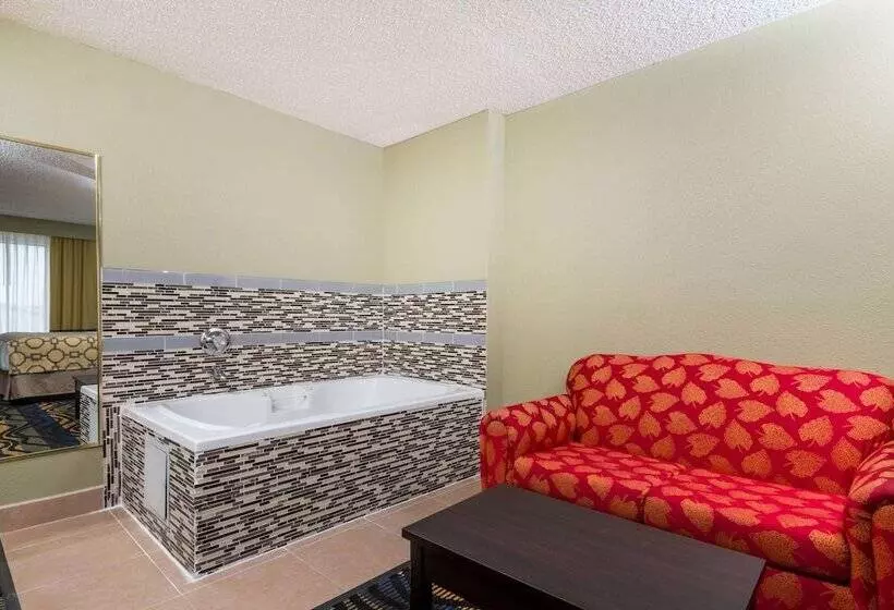 Hotel Baymont By Wyndham Georgetown