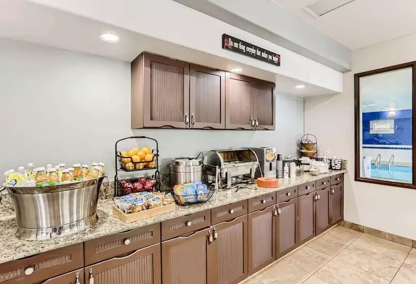 호텔 Baymont By Wyndham Loveland Fort Collins Area