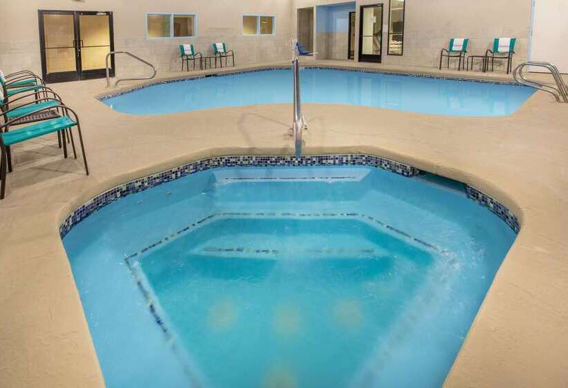 ホテル Baymont By Wyndham Roswell