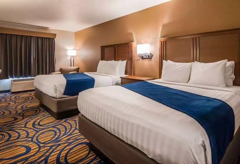 酒店 Best Western Woodburn Inn