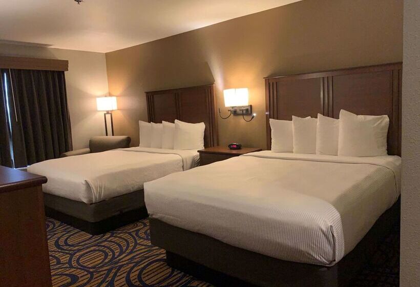 בית מלון כפרי Best Western Woodburn Inn