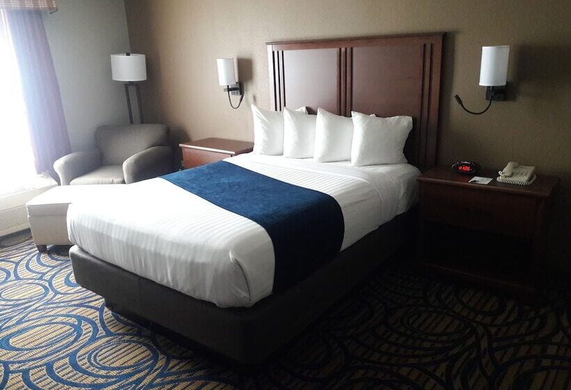 בית מלון כפרי Best Western Woodburn Inn