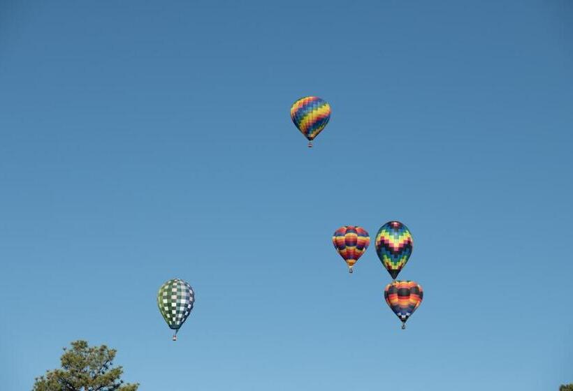 ホテル Hillside Inn Pagosa