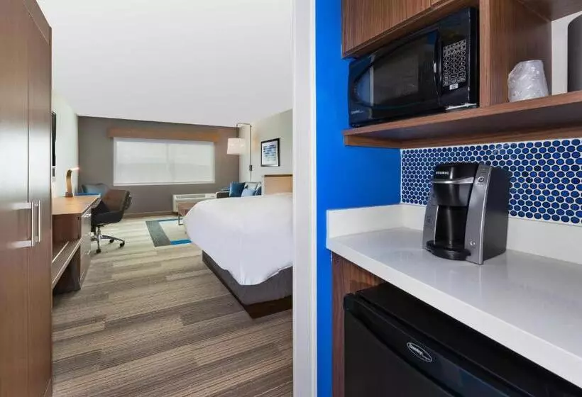 هتل Holiday Inn Express  Eau Claire West I 94, An Ihg