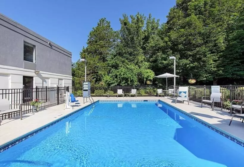 ホテル Holiday Inn Express And Suites Kimball By Ihg