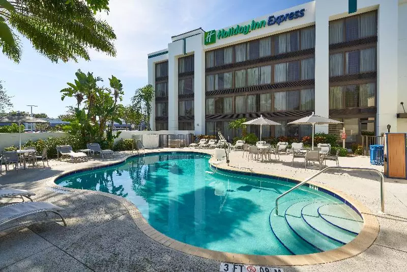 فندق Holiday Inn Express Boca Raton   West, An Ihg