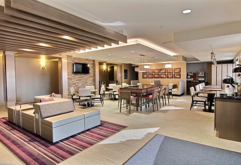 ホテル Holiday Inn Express Fargo   West Acres, An Ihg