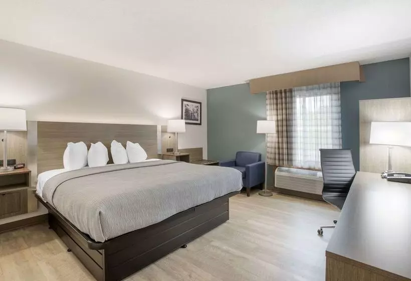 ホテル Quality Inn Newton At I 80