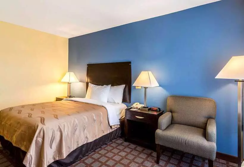فندق Quality Inn & Suites Baton Rouge West  Port Allen