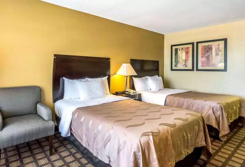 فندق Quality Inn & Suites Baton Rouge West  Port Allen