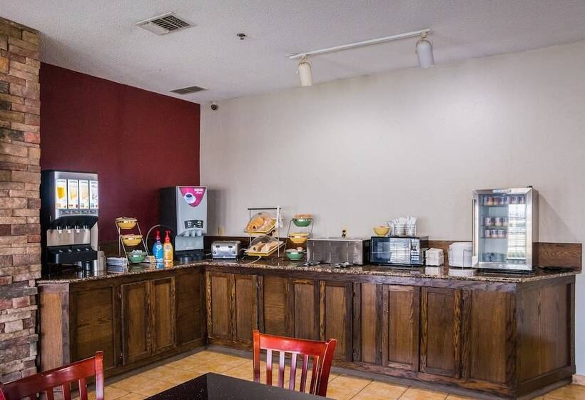 בית מלון כפרי Red Roof Inn Dumas