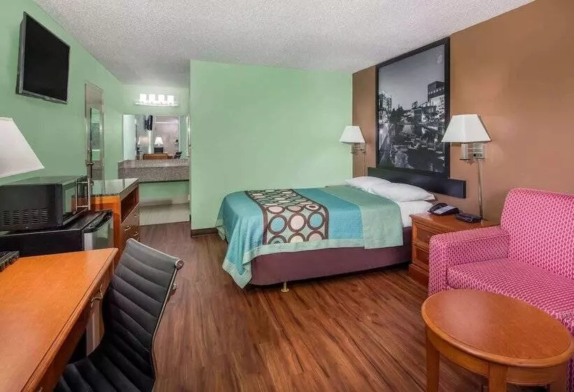 Отель Super 8 By Wyndham Gaffney