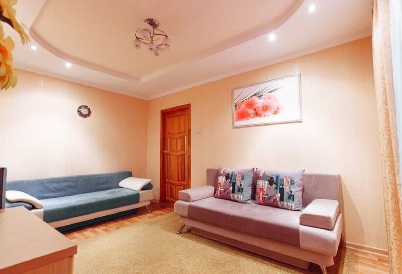 Apartment Near Central Square