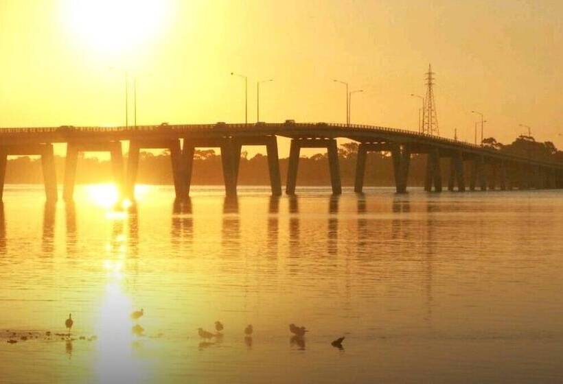 Apartment With Views
