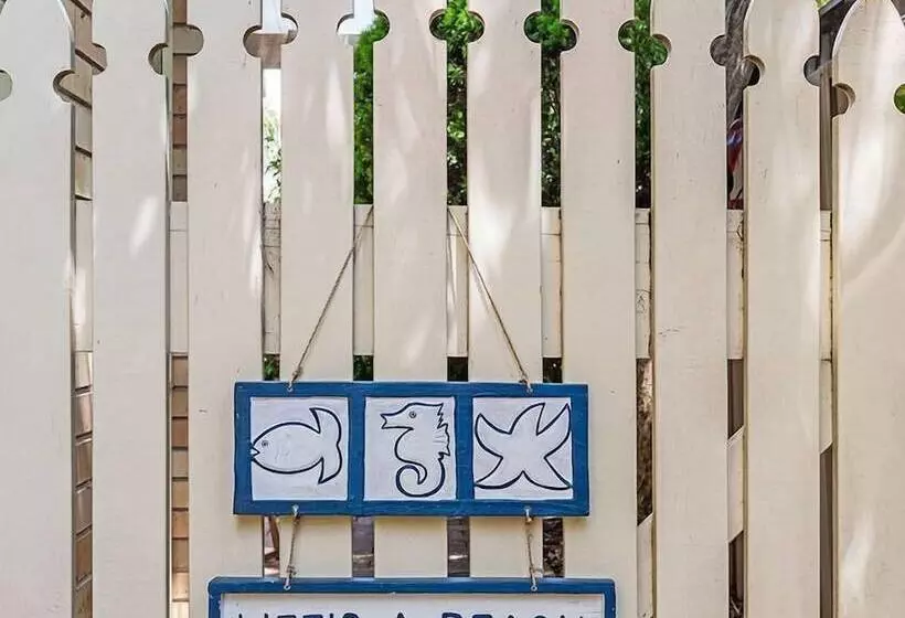 Life S A Beach At Shoal Bay