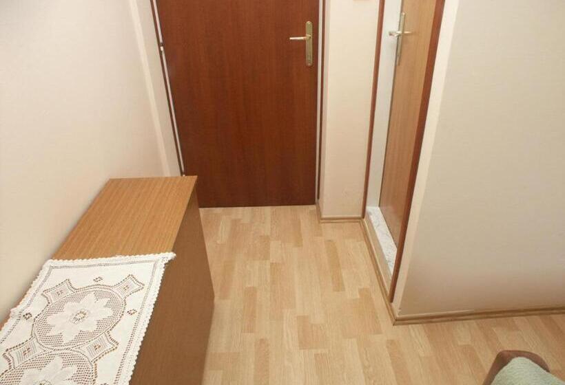 פנסיון Apartments & Rooms Ribarić