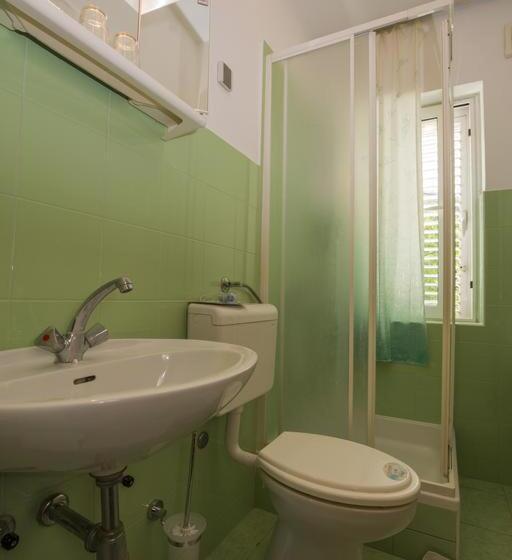 פנסיון Apartments & Rooms Ribarić