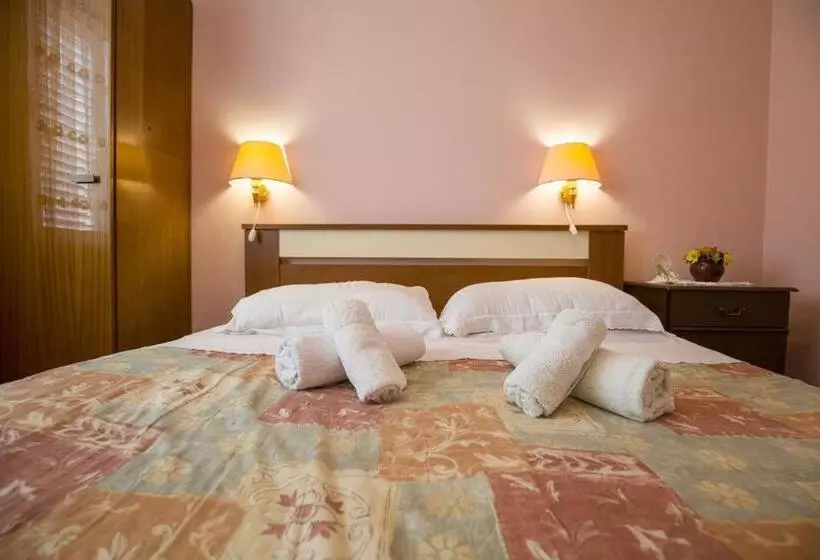 Majatalo Apartments & Rooms Ribarić