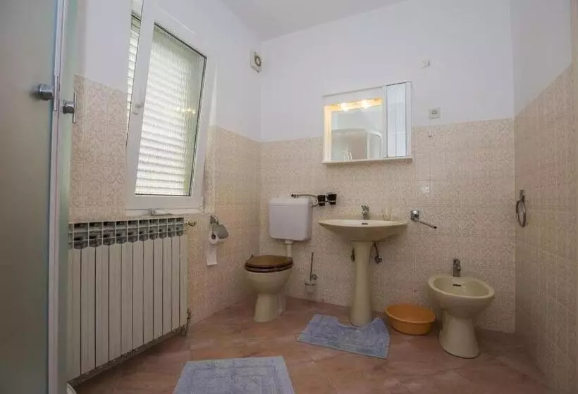 Majatalo Apartments & Rooms Ribarić