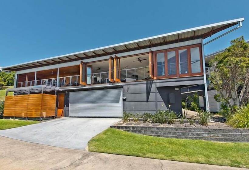 Tangalooma Hilltop Haven