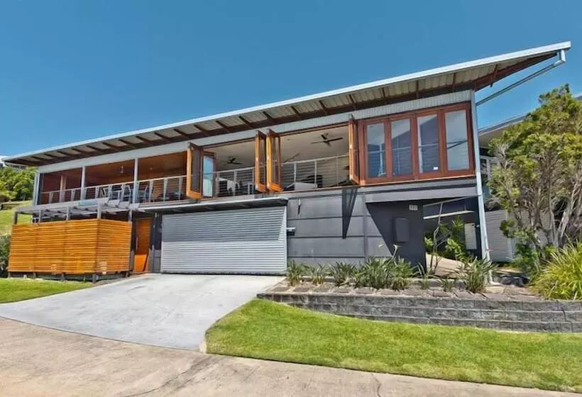 Tangalooma Hilltop Haven