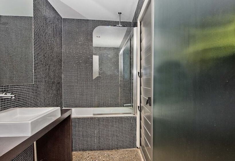 Tangalooma Hilltop Haven