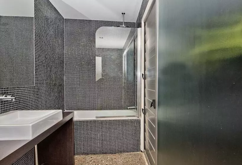 Tangalooma Hilltop Haven