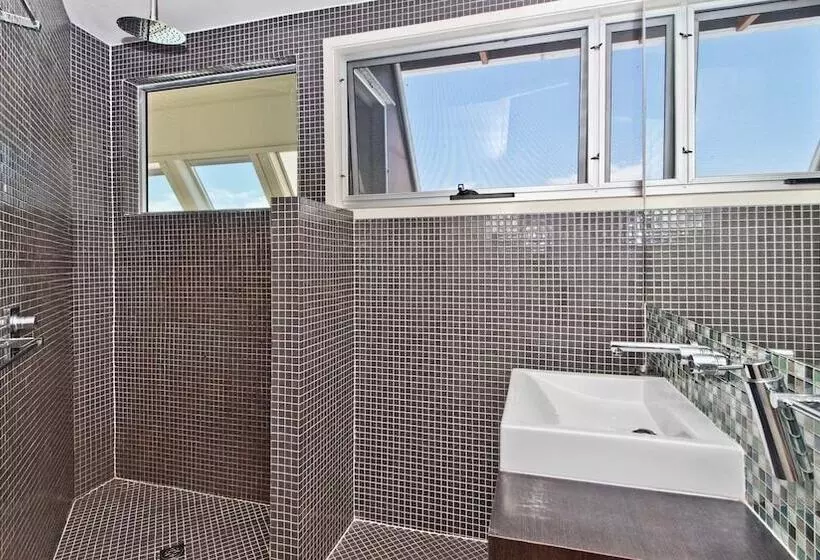 Tangalooma Hilltop Haven