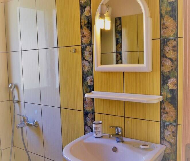 Georgia & Eri Villas