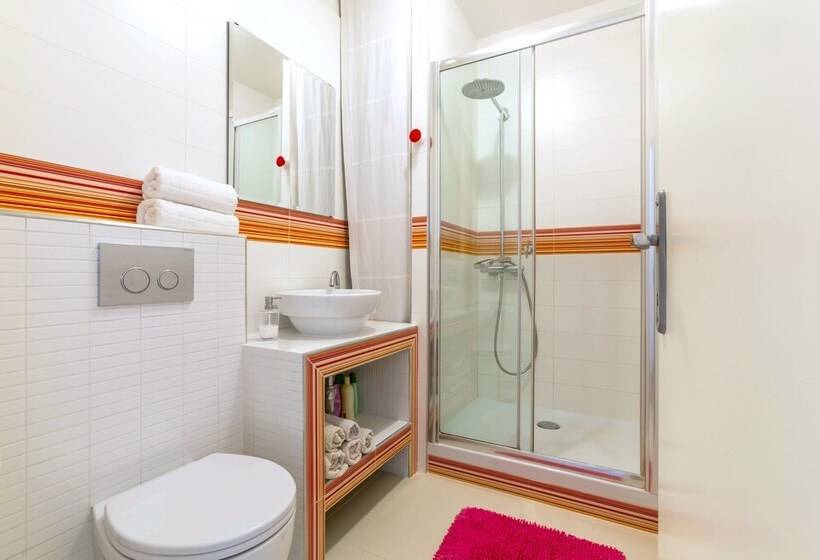 Split Apartments With Hotel Service