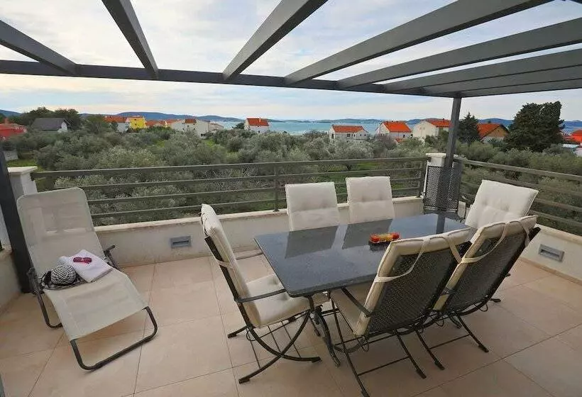 Villa Olive Garden