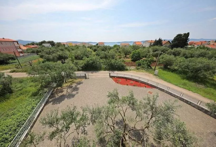 Villa Olive Garden