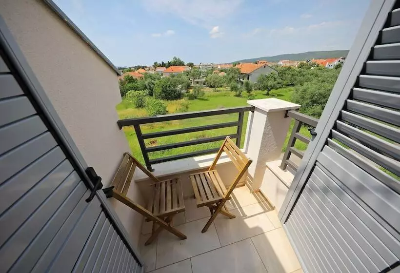Villa Olive Garden