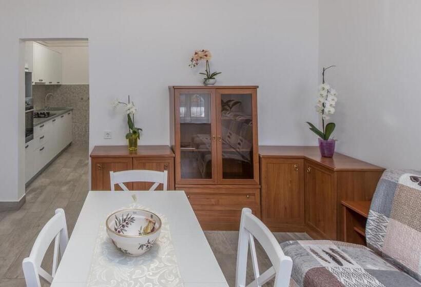 Apartmenst Saban 1709