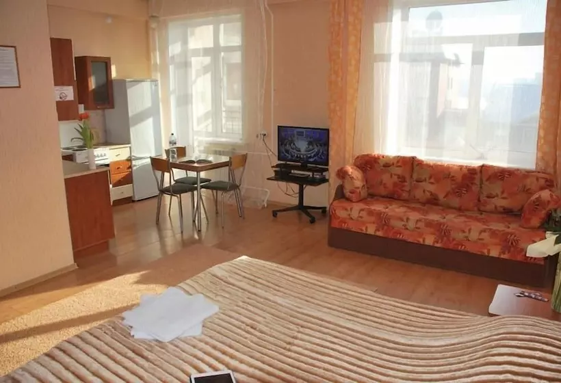 Apartment On Dalnevostochnaya 144