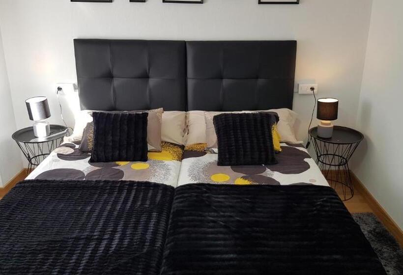 El Escondite De Hurlé   Vut 2027 As