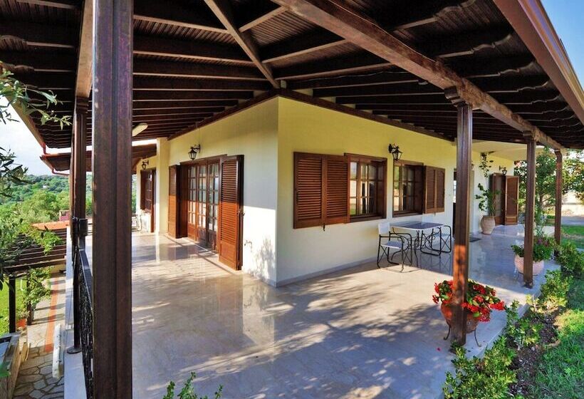 Halkidiki Family Villa Garden