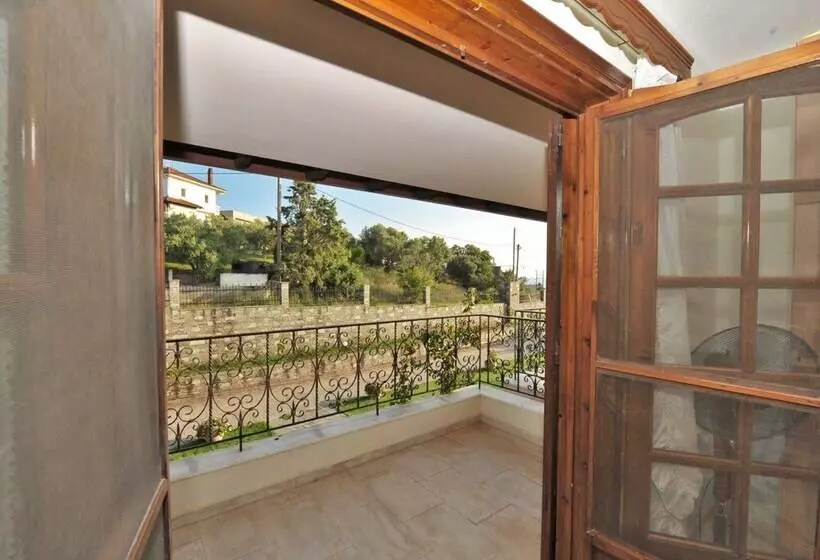 Halkidiki Family Villa Garden