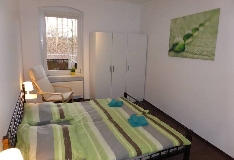 ホテル Jena Zentrum Apartments