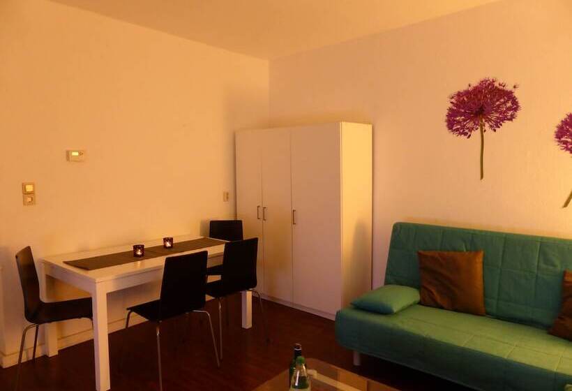 ホテル Jena Zentrum Apartments