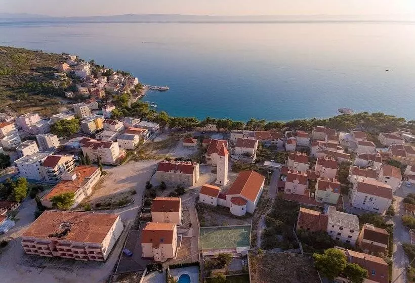 Hotelli Villa 01 Apartments