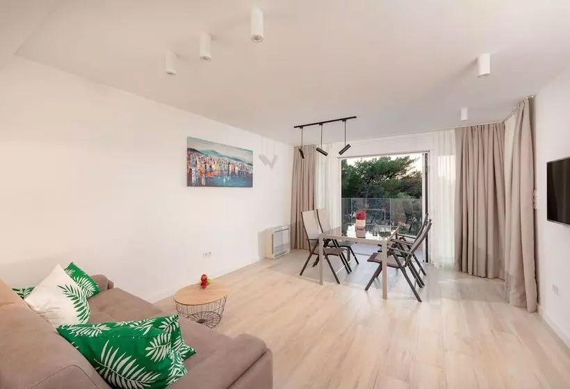 Hotelli Villa 01 Apartments