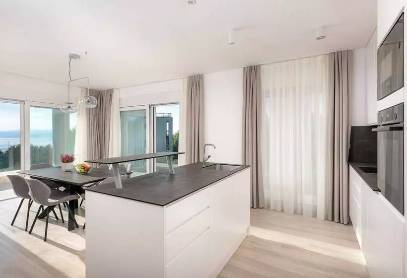 Hotelli Villa 01 Apartments