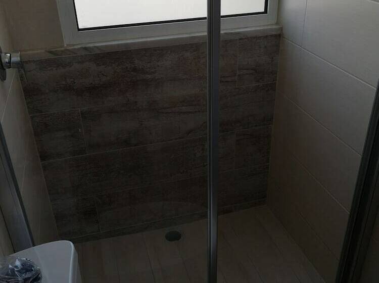 پانسیون Sensations Guesthouse