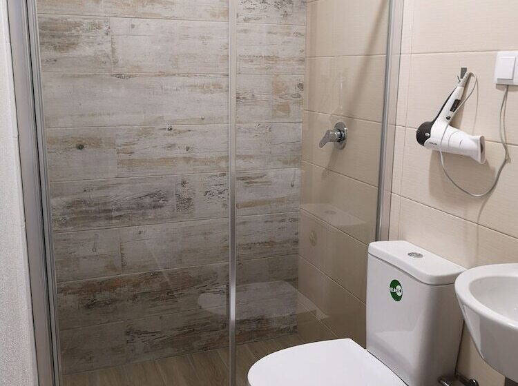 پانسیون Sensations Guesthouse