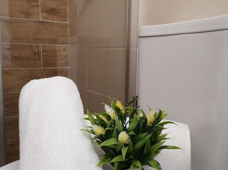 پانسیون Sensations Guesthouse