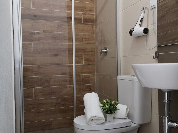 پانسیون Sensations Guesthouse