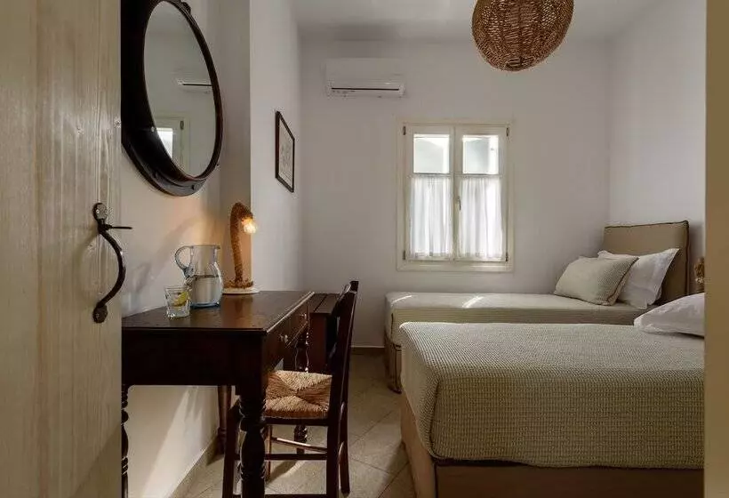 Kimolos Houses